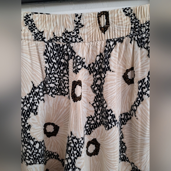 H&M Black and Cream Wide Leg Pants Size 6 - Picture 4 of 6